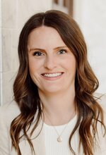 Photo of Amanda Iwansky